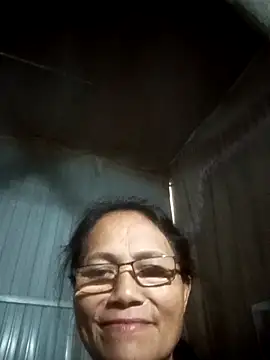 Snapshot of Vieekee chatting on 05/11/26, 03:56 Vieekee online show from 05/11/26, 03:56