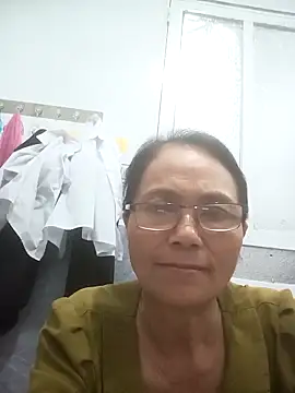 Snapshot of Vieekee chatting on 05/11/26, 02:45 Vieekee online show from 05/11/26, 02:45