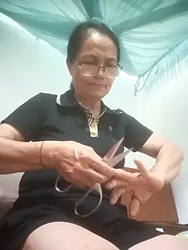 Vieekee online show from 05/16/26, 01:54