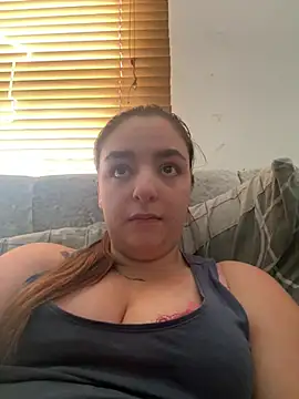 Snapshot of LexiXXoo chatting on 06/11/26, 08:34 LexiXXoo online show from 06/11/26, 08:34