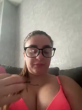 Snapshot of LexiXXoo chatting on 06/15/26, 07:32 LexiXXoo online show from 06/15/26, 07:32