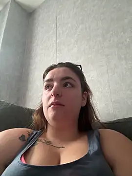 Snapshot of LexiXXoo chatting on 06/16/26, 07:55 LexiXXoo online show from 06/16/26, 07:55
