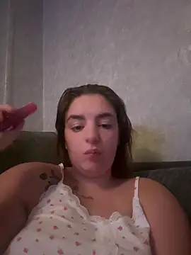 Snapshot of LexiXXoo chatting on 06/19/26, 11:19 LexiXXoo online show from 06/19/26, 11:19