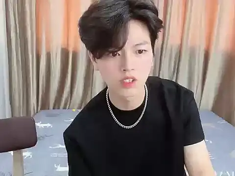 XIAOZHI 18 online show from 05/12/26, 01:58