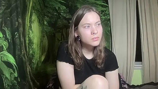 mo0ngoddess online show from 01/21/25, 05:49