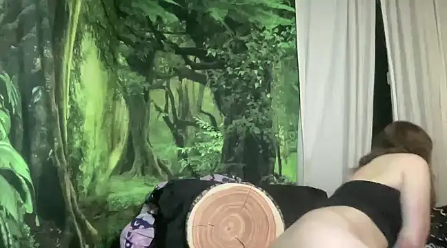 mo0ngoddess online show from 01/24/25, 06:24