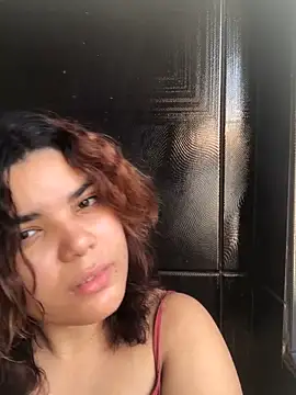 Cliaclara online show from 05/17/26, 03:19