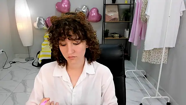 Snapshot of Miriam_Boshe chatting on 05/15/26, 01:51 Miriam Boshe online show from 05/15/26, 01:51