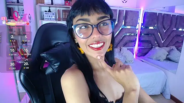 Violett Gardenn online show from 07/07/26, 11:36