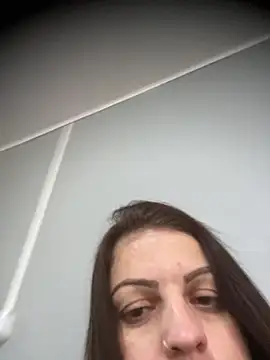 Snapshot of sweet_milenaa chatting on 05/22/26, 03:39 sweet milenaa online show from 05/22/26, 03:39