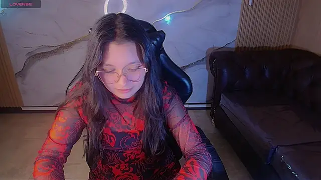 HoneyDoll tf online show from 05/31/26, 01:18