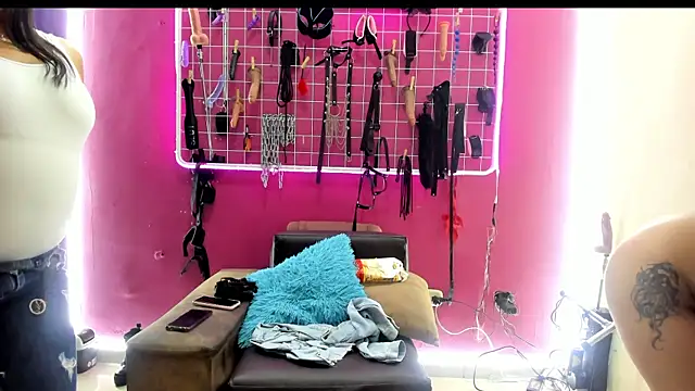 MistressMia bdsm online show from 05/13/26, 07:00