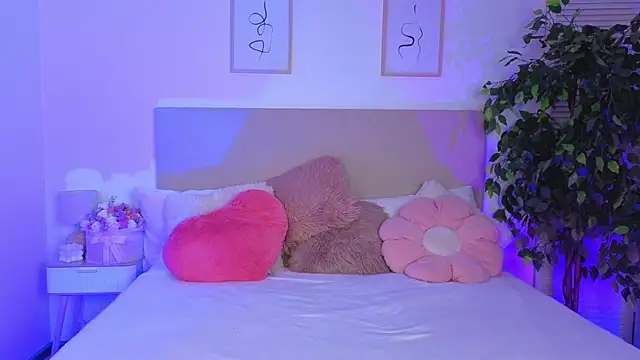 Littledoll1 online show from 06/07/26, 09:07
