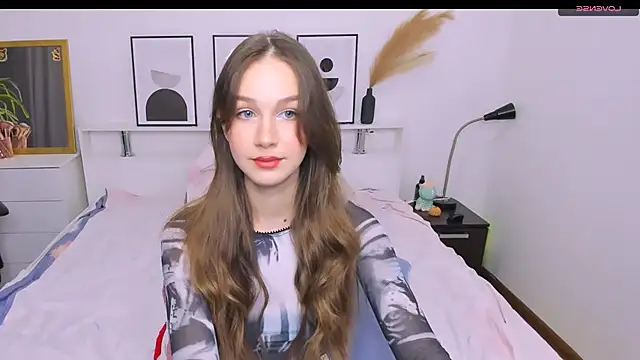 Baby Dana1 online show from 05/15/26, 04:25