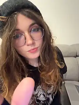 cutypiefull online show from 05/15/26, 10:50