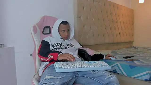 Supreme Badboy online show from 06/08/26, 02:56