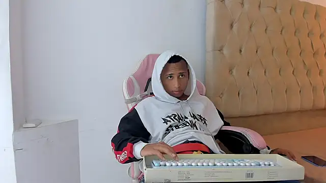 Supreme Badboy online show from 06/29/26, 04:19