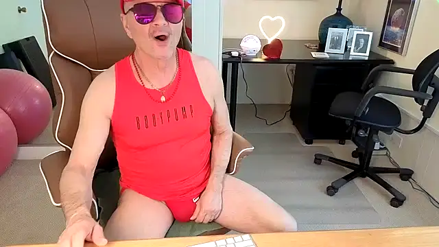 hotdadbod online show from 01/11/26, 09:42