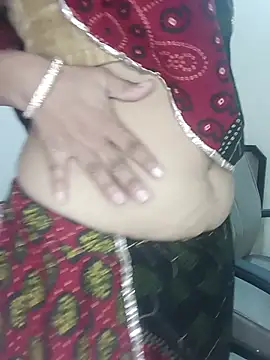 Snapshot of saina_baby chatting on 06/30/26, 04:57 saina baby online show from 06/30/26, 04:57