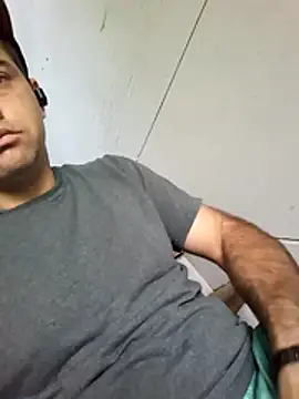 Snapshot of Johnathanleenol chatting on 07/29/26, 08:29 Johnathanleenol online show from 07/29/26, 08:29