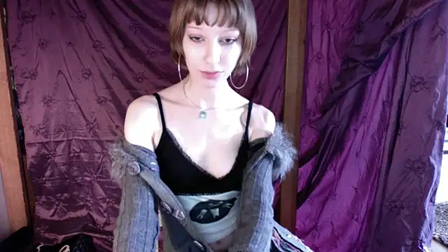 Snapshot of AlexaWetDream chatting on 05/13/26, 12:46 AlexaWetDream online show from 05/13/26, 12:46