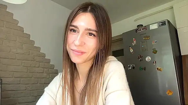 ZaraGuyette online show from 07/07/26, 06:47