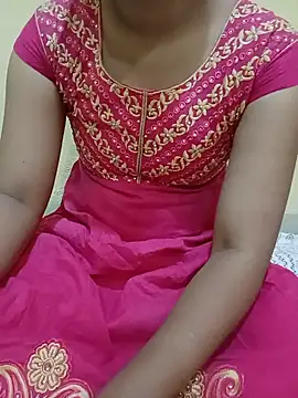Snapshot of Hot_Riya_Sharma chatting on 05/13/26, 06:00 Hot Riya Sharma online show from 05/13/26, 06:00