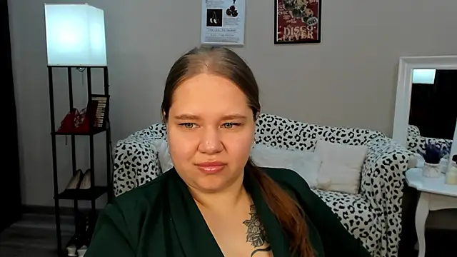 DianaKristol online show from 05/17/26, 05:27