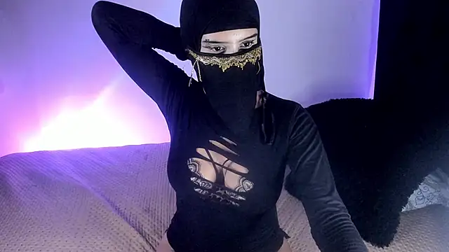 Snapshot of safira_66 chatting on 05/19/26, 02:51 safira 66 online show from 05/19/26, 02:51