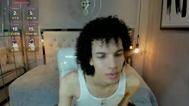 Snapshot of felix_haze chatting on 06/15/26, 05:59 felix haze online show from 06/15/26, 05:59