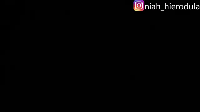 Snapshot of niah_11 chatting on 07/01/26, 04:14 niah 11 online show from 07/01/26, 04:14