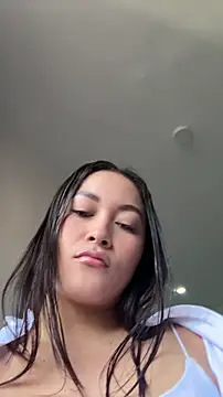 Snapshot of Tatiana123_ chatting on 05/15/26, 07:21 Tatiana123 online show from 05/15/26, 07:21