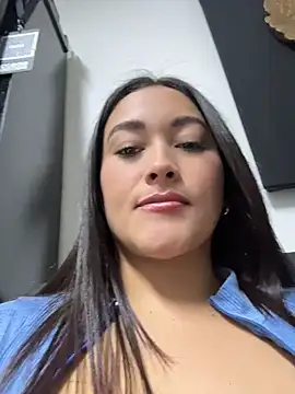 Snapshot of Tatiana123_ chatting on 06/14/26, 03:19 Tatiana123 online show from 06/14/26, 03:19