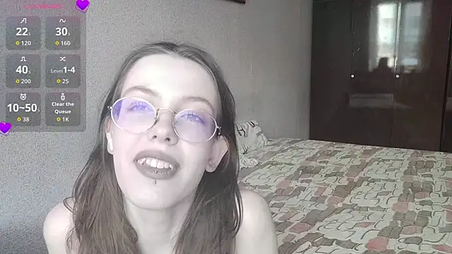 Snapshot of SeXLenaX chatting on 05/20/26, 02:34 SeXLenaX online show from 05/20/26, 02:34