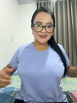 Snapshot of rousee69_ chatting on 06/07/26, 06:06 rousee69 online show from 06/07/26, 06:06