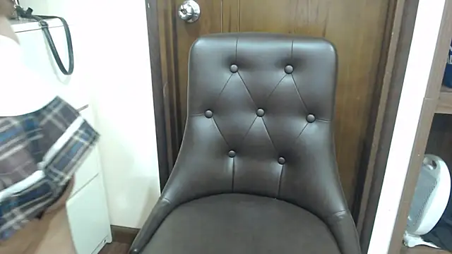 Snapshot of ani-want chatting on 06/29/26, 01:12 ani-want online show from 06/29/26, 01:12