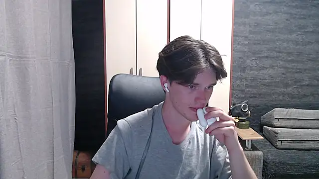 arthur   king online show from 06/26/26, 01:48