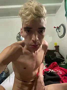 AlondraBlond6  online show from 05/13/26, 12:57