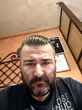 Snapshot of Angel_and_Devil_couple chatting on 07/03/26, 10:54 Angel and Devil couple online show from 07/03/26, 10:54