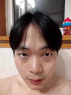Auroraghost00 online show from 05/21/26, 12:45