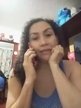 Snapshot of paulett15 chatting on 06/15/26, 02:30 paulett15 online show from 06/15/26, 02:30