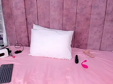 Lissaa Brown online show from 05/14/26, 07:20
