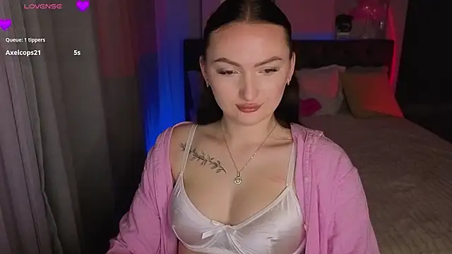 MizLouLou online show from 05/16/26, 10:19