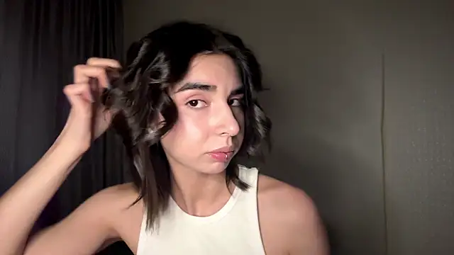 Snapshot of JessiaRuezga chatting on 06/22/26, 12:24 JessiaRuezga online show from 06/22/26, 12:24
