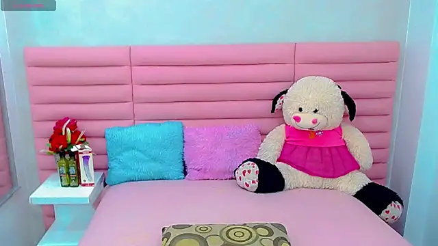 ariadnna princes online show from 05/15/26, 04:30