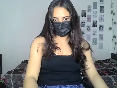 Snapshot of priyanks_sharma37 chatting on 05/18/26, 05:24 priyanks sharma37 online show from 05/18/26, 05:24
