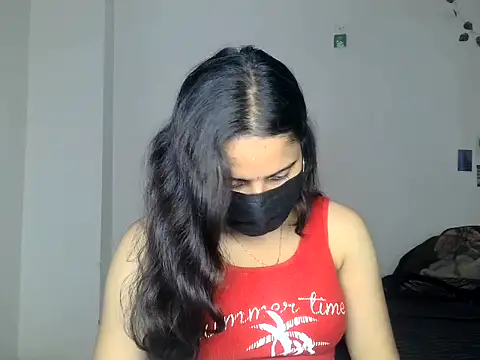 Snapshot of priyanks_sharma37 chatting on 06/20/26, 05:32 priyanks sharma37 online show from 06/20/26, 05:32