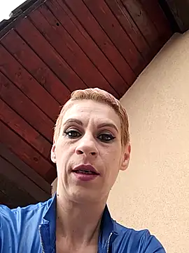 Snapshot of KittyDesiree chatting on 06/22/26, 04:04 KittyDesiree online show from 06/22/26, 04:04