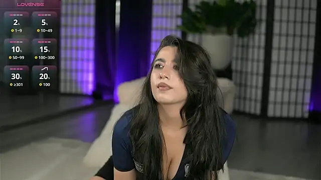 Snapshot of AliceVergara chatting on 07/07/26, 06:34 AliceVergara online show from 07/07/26, 06:34