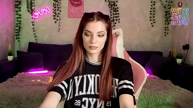 Angelina Charm  online show from 05/19/26, 06:53